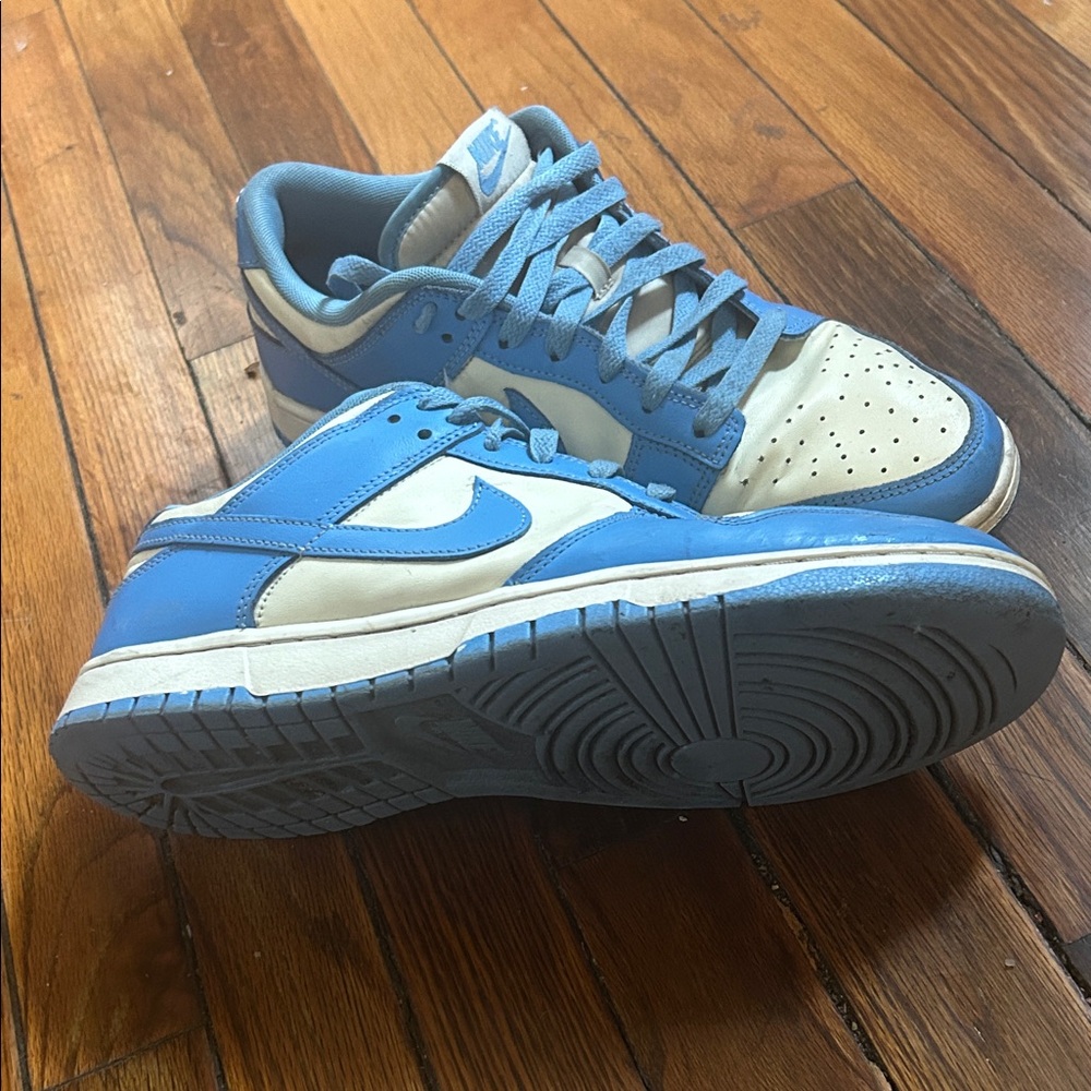 Nike Cream and Blue Low-Top Sneakers